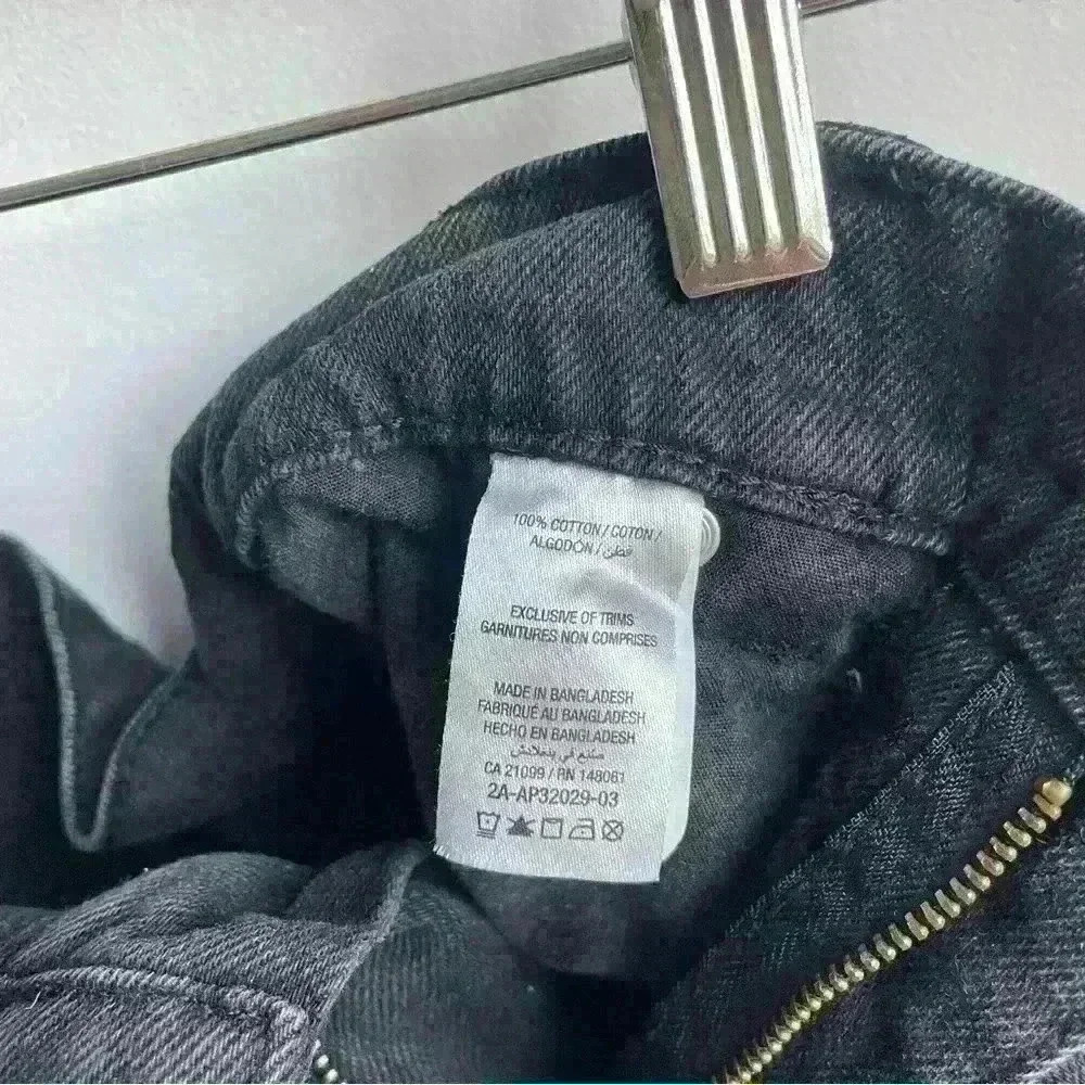 Ardene Mom Black High Rise Cotton  Denim Shorts size 5 (27) - Picture 7 of 8